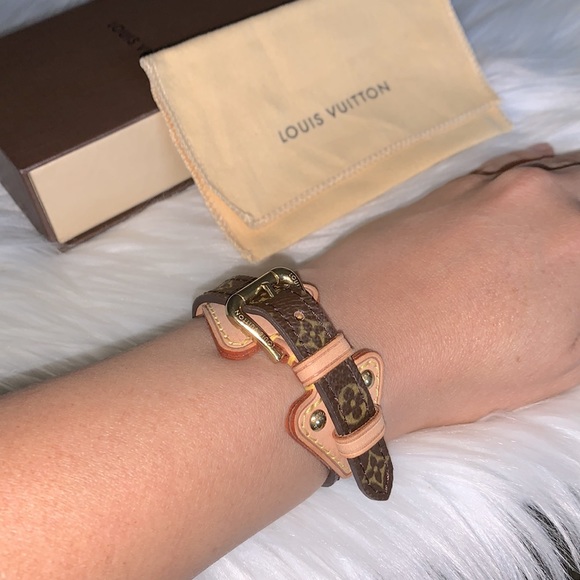 Louis Vuitton Theda Monogram Bracelet - Picture 11 of 17